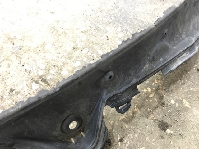 BMW 51717258177 Решетка дворников в наличии Каменское