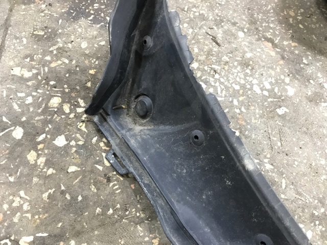 BMW 51717258177 Решетка дворников в наличии Запорожье