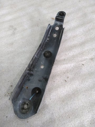 Кронштейн задней балки 554515NA0A NISSAN