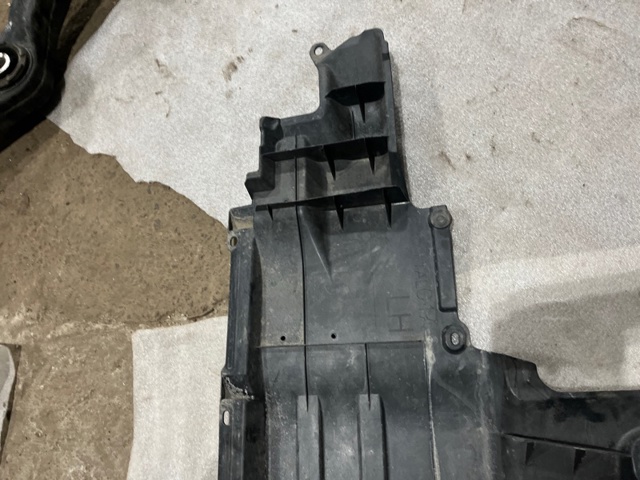 56411AL01A SUBARU Защита днища левая купить в Ровно