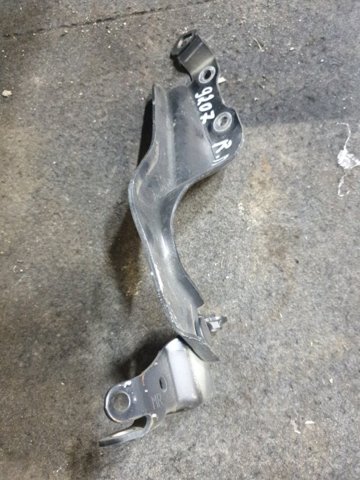 Шарнир капота правый 57260FJ0009P SUBARU