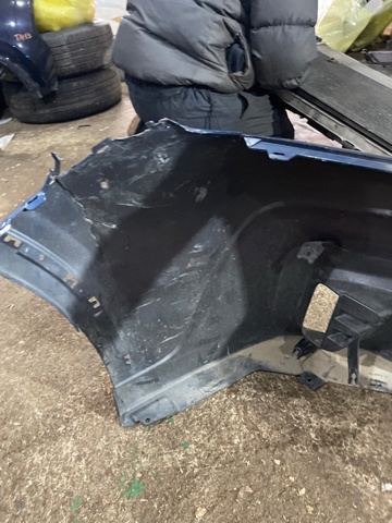 SUBARU 57704AN01A Передний бампер в наличии Черновцы