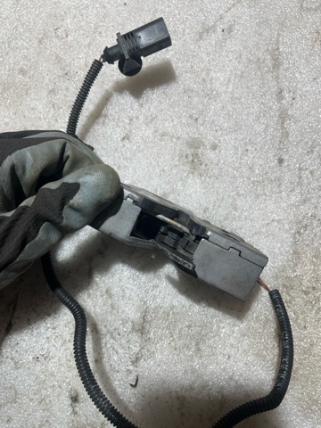 5F0823509C VAG Замок капота купить в Ирпень