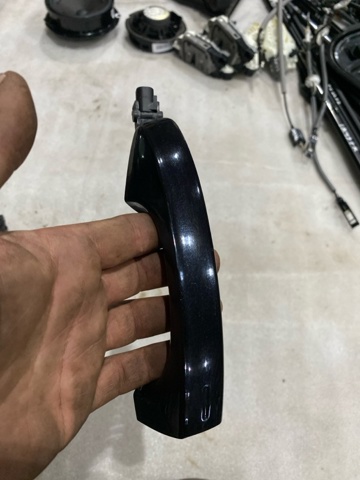 VAG 5GM837206BGRU Ручка двери правой наружная передняя/задняя в наличии Запорожье