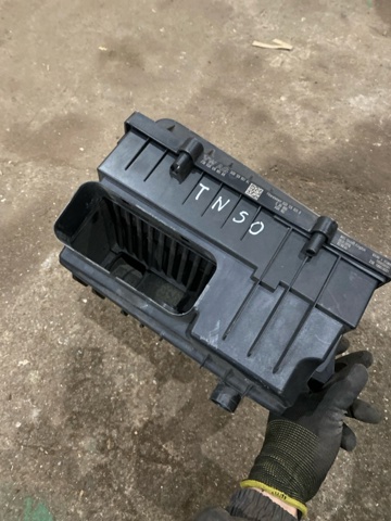 VAG 5Q0129607AL Корпус воздушного фильтра в наличии Львов