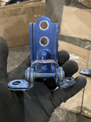 Завеса двери задней правой 60479FG022 SUBARU
