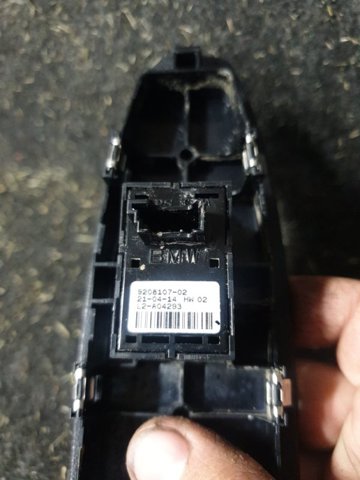 BMW 61319208107 Кнопка стеклоподъемника передняя в наличии Одесса