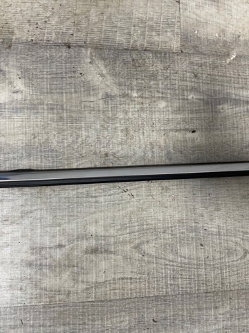62280AN001 SUBARU Молдинг опускного стекла двери задней правой купить в Киев