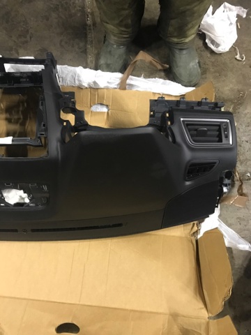SUBARU 66040AL01A Панель салона передняя "торпедо" в наличии Чернигов