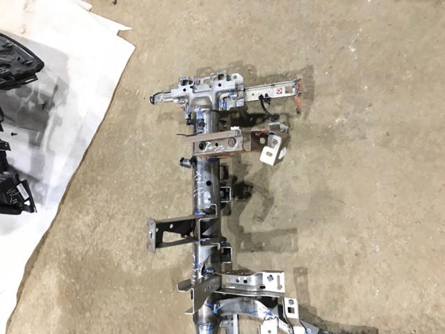 678705NA0A NISSAN купить в Ирпень