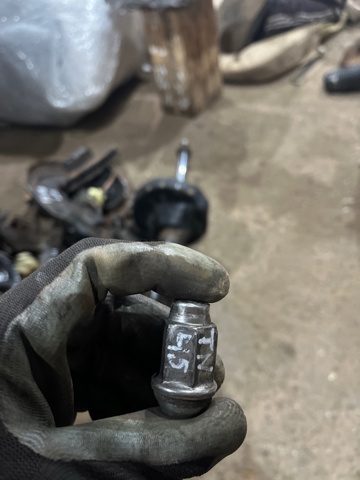 FORD 6L2Z1012BA Гайка колесная в наличии Хмельницкий