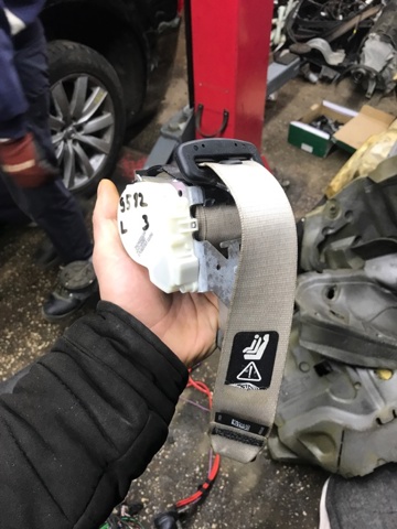 Ремень безопасности задний 72119163248 BMW