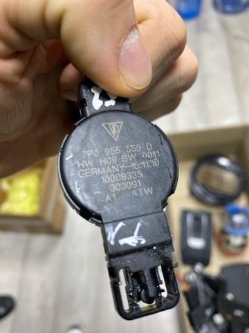 7P0955559D PORSCHE Датчик дождя купить в Черновцы