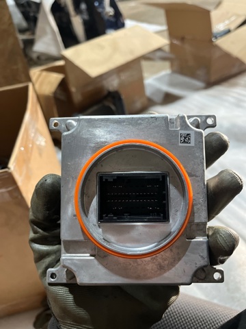VAG 7P5941591AA в наличии Львов