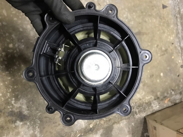 7PP035710C PORSCHE купить в Ужгород
