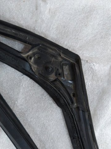 828305NA0A NISSAN купить в Павлоград