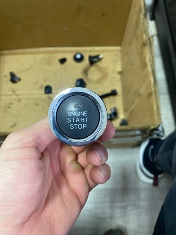 Кнопка запуска двигателя 83031FL00B SUBARU