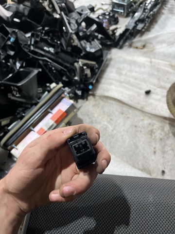 83037AL010 Кнопка включения аварийного сигнала купить Полтава