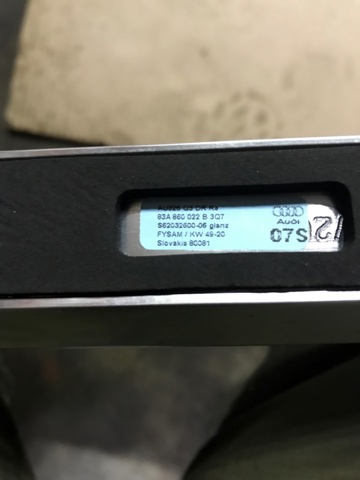 VAG 83A860022B3Q7 Рейлинг крыши правый в наличии Житомир