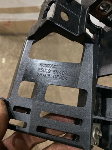 NISSAN 850195NA0A Кронштейн бампера заднего левый в наличии Каменское