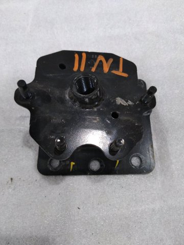 Кронштейн усилителя заднего бампера 852105NA0A NISSAN
