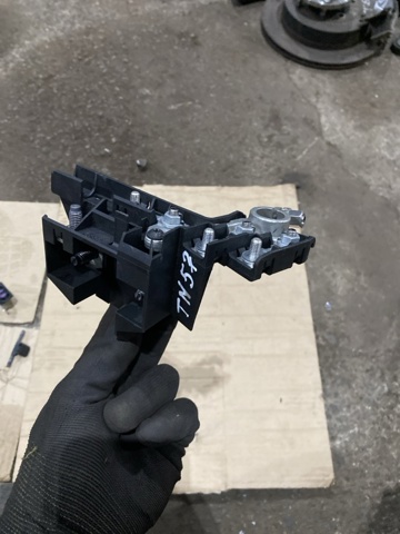 8J0915459 PORSCHE Пиропатрон основной батареи купить в Кривой Рог