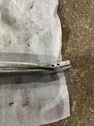 8R0807113D PORSCHE Усилитель бампера переднего купить в Николаев