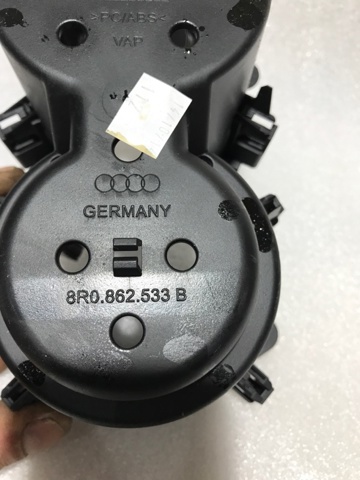 8R0862533B5Q0 PORSCHE Подстаканник подлокотника центральной консоли купить в Полтава
