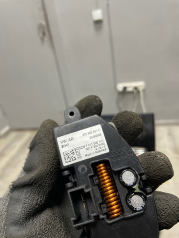 PORSCHE 8T0820521E Резистор (сопротивление) вентилятора печки (отопителя салона) в наличии Николаев