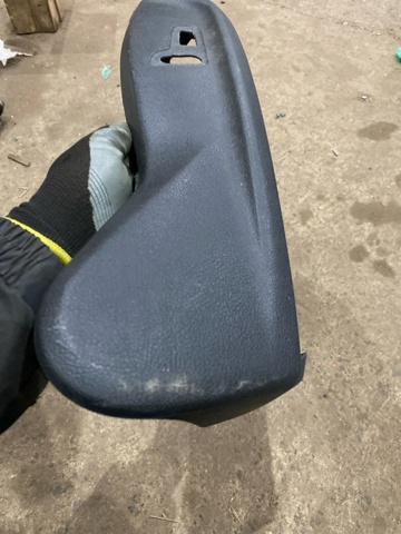 VAG 8T0881326C4PK в наличии Ровно