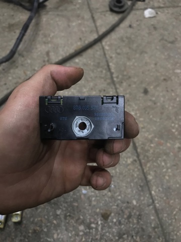 VAG 8T8035570 Антенна в наличии Ужгород