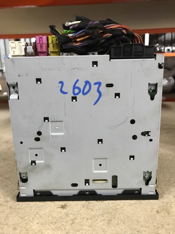 8V0035878C VAG купить в Черновцы