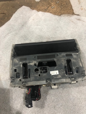 8V0857273M6PS купить Ужгород