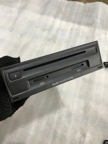 VAG 8V1035654C в наличии Киев