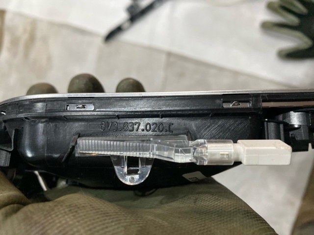VAG 8V3837020C в наличии Хмельницкий