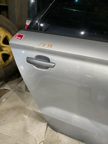 VAG 8V5833052C Дверь задняя правая в наличии Сумы