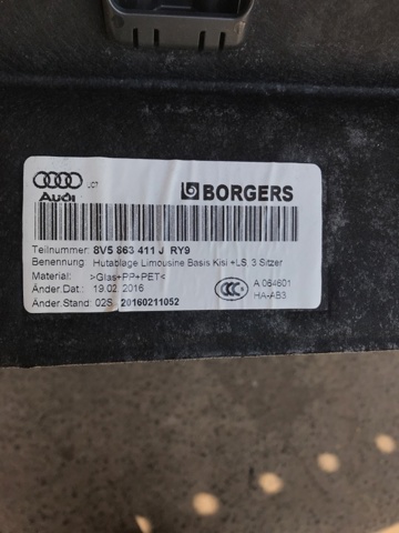 VAG 8V5863411HRY9 Полка салона задняя в наличии Павлоград