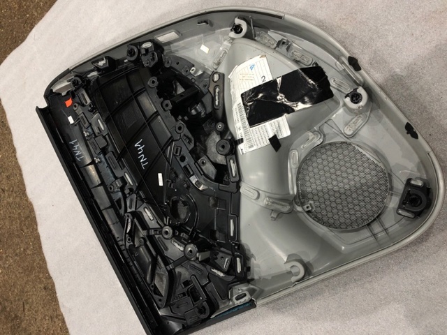 VAG 8V5867303JKXQ в наличии Одесса