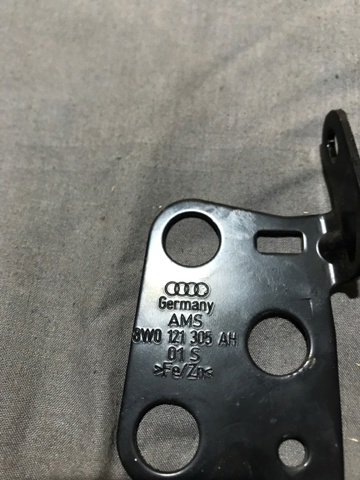 VAG 8W0121305AH в наличии Черновцы