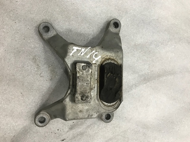 VAG 8W0399118C Кронштейн подушки КПП в наличии Одесса