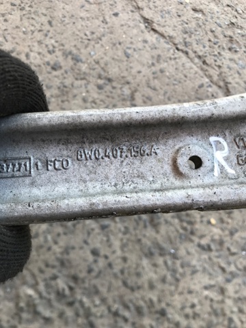 VAG 8W0407152C Нижний рычаг в наличии Житомир