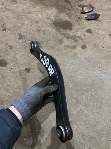 VAG 8W0505398F Верхний правый рычаг задней подвески в наличии Николаев