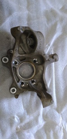 8W0505431Q VAG Цапфа задняя левая купить в Житомир