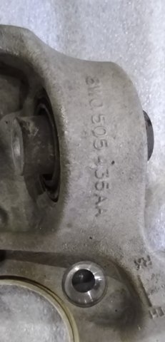 8W0505431Q VAG Цапфа задняя левая купить в Одесса