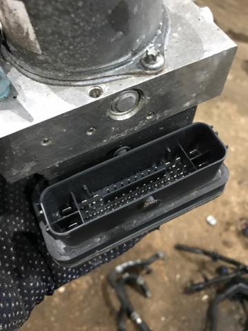 8W0614517GBEF VAG Блок АБС купить в Ужгород