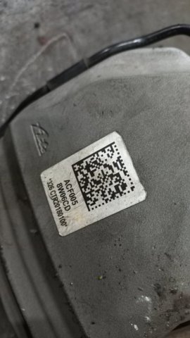 8W0615108C VAG Суппорт тормозной передний правый купить в Павлоград