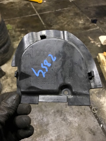 Лючек подкрылка переднего левого 8W0805583A VAG