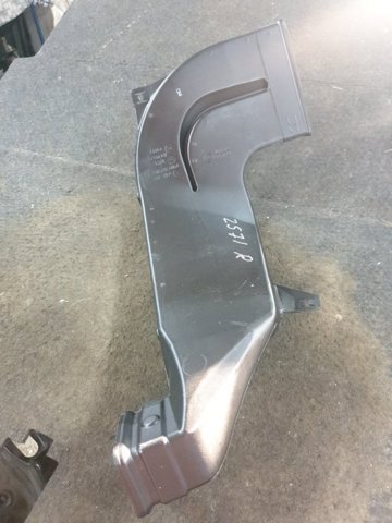8W0819806A VAG Воздуховод купить в Кривой Рог
