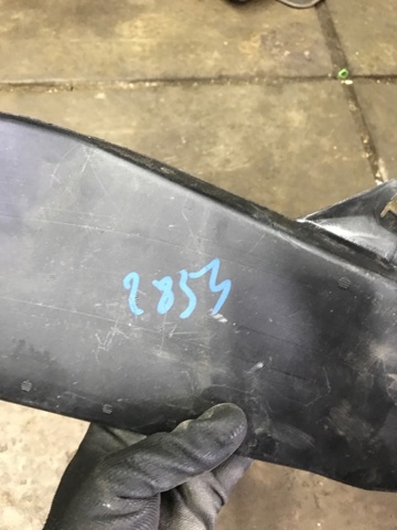 VAG 8W0819806A Воздуховод в наличии Киев