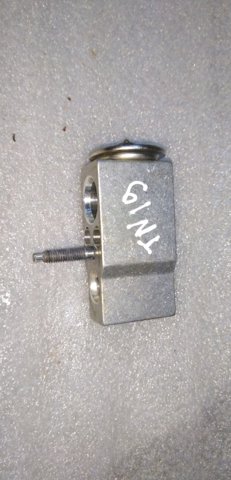 VAG 8W0820679 Клапан TRV кондиционера в наличии Украина